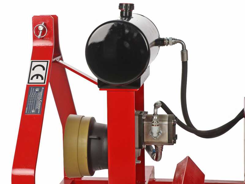 Rajadora de le&ntilde;a para tractor 16T - Horizontal