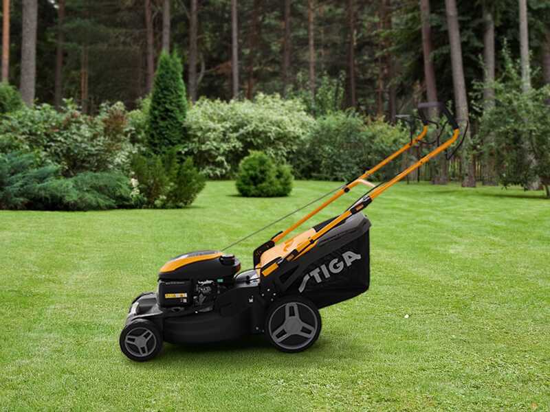Stiga Combi 55 SQ H - Cortac&eacute;sped de gasolina autopropulsado - Motor Honda GCVx200 - Corte de 53 cm