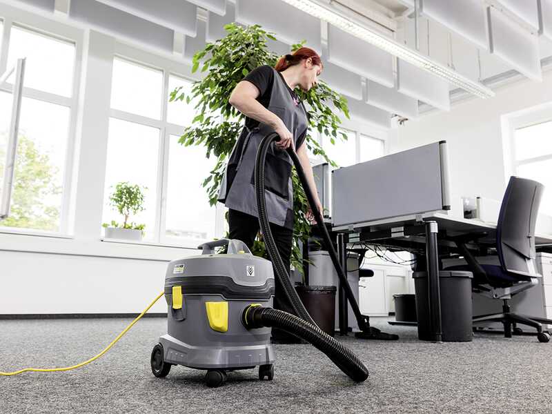 Karcher Pro T 11/1 Classic HEPA - Aspirador profesional ULTRA silencioso - 850 W