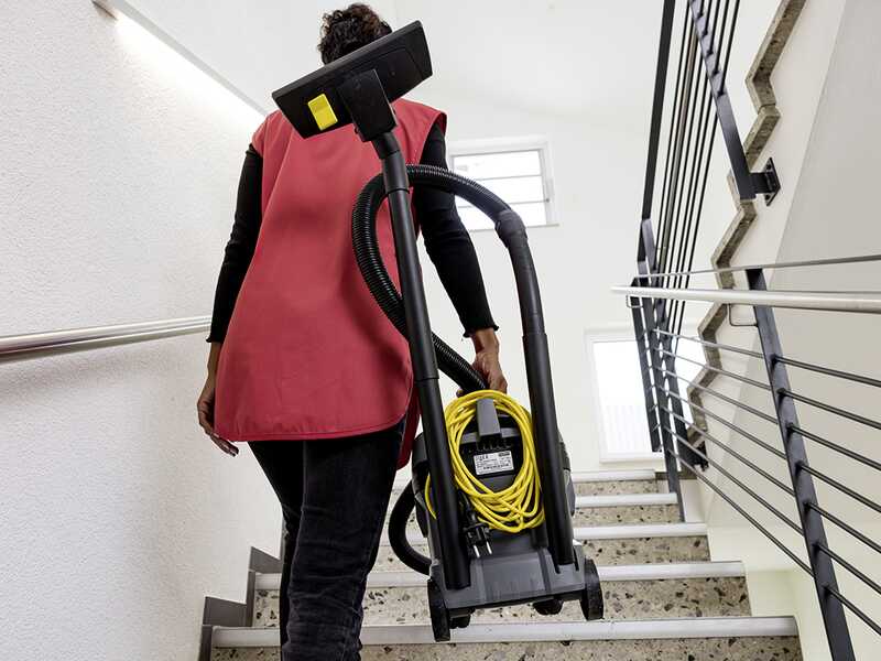 Karcher Pro T 11/1 Classic HEPA - Aspirador profesional ULTRA silencioso - 850 W