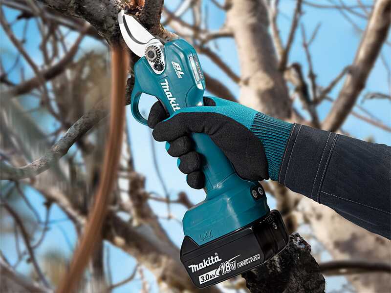 Makita DUP181SF - Tijeras el&eacute;ctricas de bater&iacute;a - 18 V 3 Ah