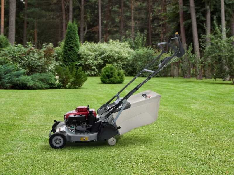 KAAZ LM 5360 HXAR PRO HS - Cortac&eacute;sped de gasolina autopropulsado - Honda GXV 160 - Corte de 53 cm - Con card&aacute;n - Rodillo met&aacute;lico