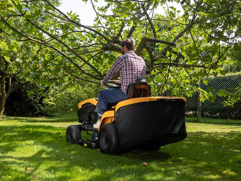 Stiga Estate 384e - Kit Tractor cortac&eacute;sped con 1 m&oacute;dulo bater&iacute;a ePower Pro 56 V/40 Ah - Recogedor y mulching