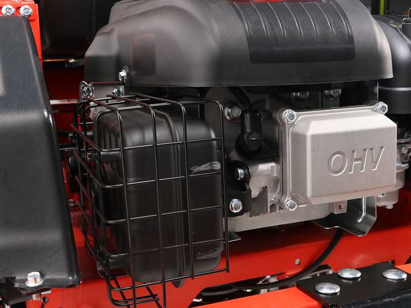 GeoTech ZTM 107-200 - Tractor cortac&eacute;sped profesional de giro cero - Salida lateral - Motor de 546 cc