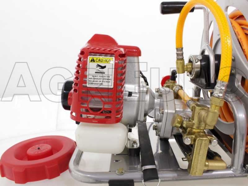 Carretilla fumigadora de mezcla GeoTech SP 520 2S con motor de 2 tiempos
