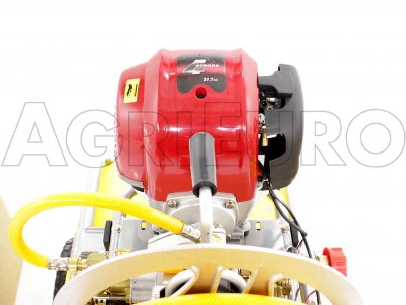 Carretilla fumigadora de gasolina GeoTech SP 540 4S con motor de 4 tiempos de gasolina