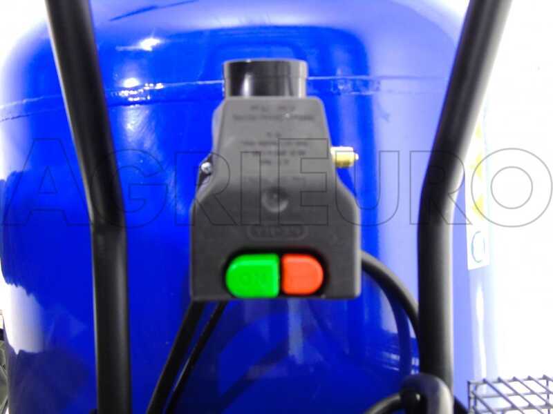 Michelin MCX 300 858 - Compresor de aire el&eacute;ctrico trif&aacute;sico de correa - Motor 7.5 HP - 270 L