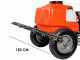 Carretilla fumigadora de bater&iacute;a Stocker 12V de 80 l art. 303 - Con barra de riego y gancho de remolque