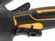 Podadora el&eacute;ctrica de bater&iacute;a con p&eacute;rtiga DeWalt DCMPS567P1-QW - 18V - 5AH