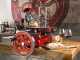 BERKEL TRIBUTE Roja - Cortadora de fiambre de volante - Cuchilla de acero cromado de 300 mm
