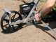 Sembradora manual de huerto con chasis en aluminio Earthway 1001B - m&aacute;quina de precisi&oacute;n