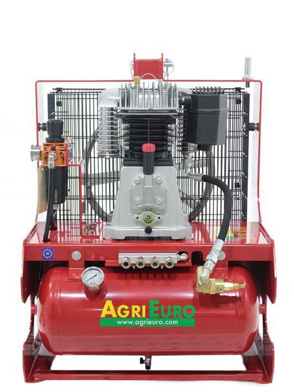 Compresor con enganche para tractor AgriEuro Tractor 680 cosecha de aceitunas y poda