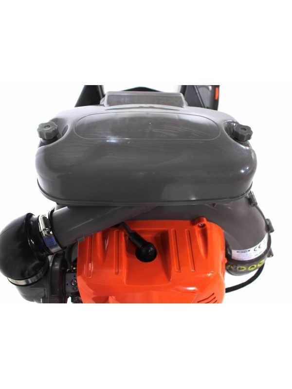 Soplador de gasolina de mochila Ama KBL800 con  respaldo almohadillado