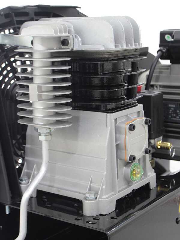 Stanley Fatmax B 350/10/50 - Compresor de aire el&eacute;ctrico de correa - Motor 3 HP - 50 L