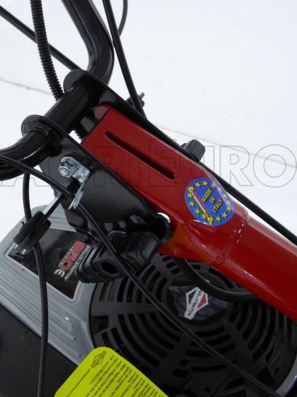 Desbrozadora de ruedas Eurosystems P70 EVO con plato cuchilla de 63 cm, motor B&amp;S 850E I/C