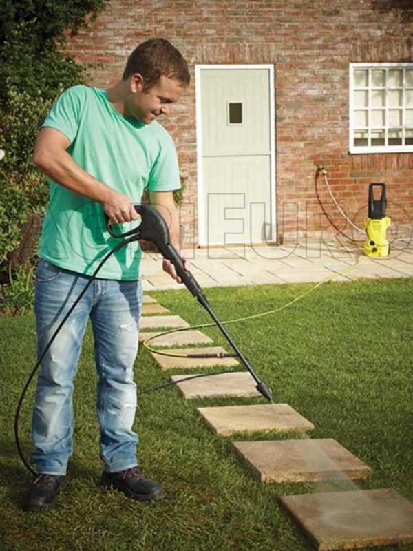 Hidrolimpiadora el&eacute;ctrica de agua fr&iacute;a K&auml;rcher K2 Home Kit T150 - Caudal 360 L/h