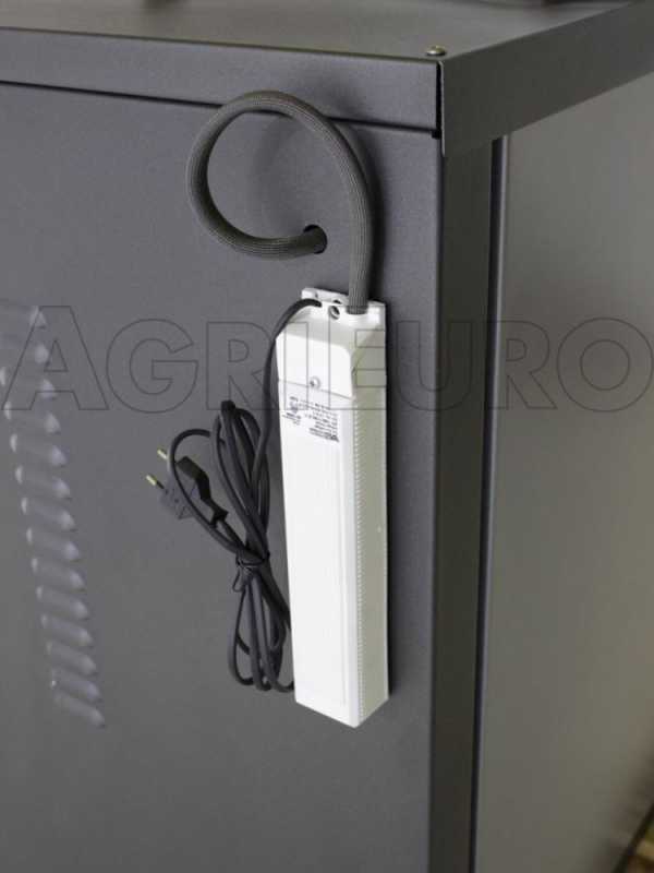 Horno de le&ntilde;a de empotrar Nuevo Minimus 50 Inc en acero &ndash; 3 pisos