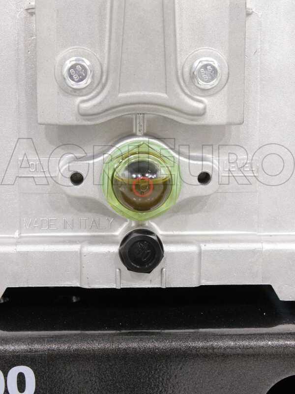 Nuair NB/5,5CT/270 - Compresor de aire el&eacute;ctrico trif&aacute;sico de correa - Motor 5.5 HP - 270 L