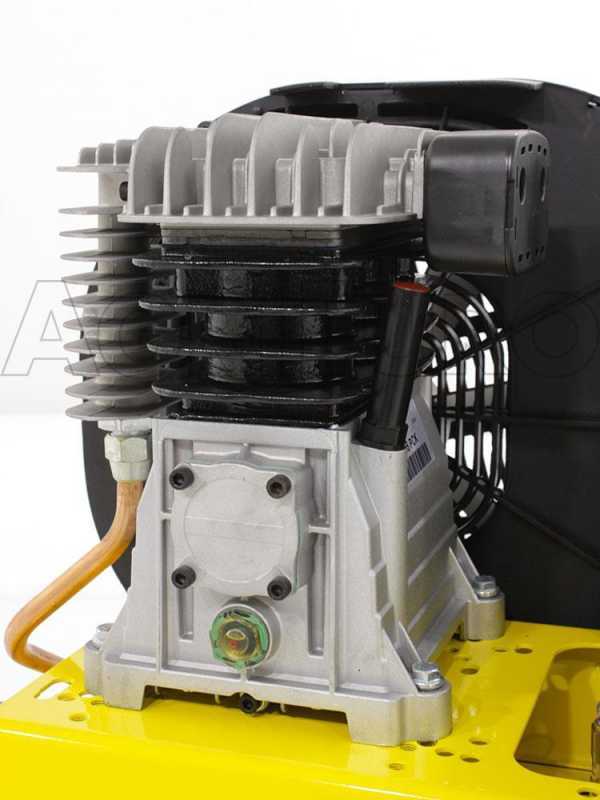 Stanley B 345/10/100 T - Compresor de aire el&eacute;ctrico de correa - motor 3 HP - 100 l